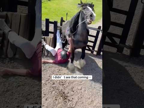 I’m never riding a horse again… 😂🐴😭#horse#ridinghorse #funny#fail#horserider