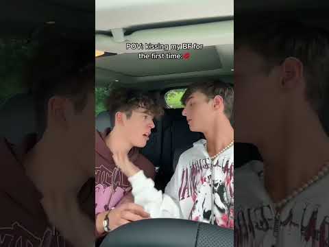 Just kissed my best friend 😳 #kiss #bestfriend #funny