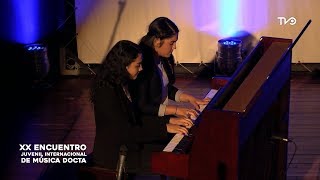 Piano 4 manos: Camila Medina Vega y Angie García Acosta, Escuela de Música de Coyhaique
