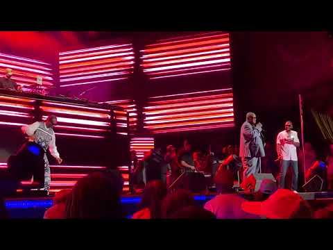 Hip Hop 50 Yankee Stadium Snoop brings out DJ Hollywood!