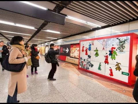 ⁣KFC & National Museum of China Bring Exhibits to the Metro of Shanghai