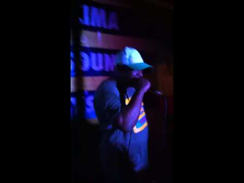 Summer of DUB side B  - Vibronics & Macky Banton