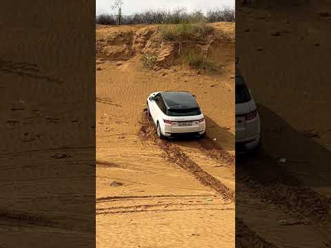 Range Rover Evoque Off-Roading 🔥🔥                     #rangerover #offroading #offroad4x4 #offroad