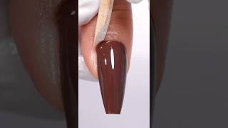 Cleaning the gel overflow💅