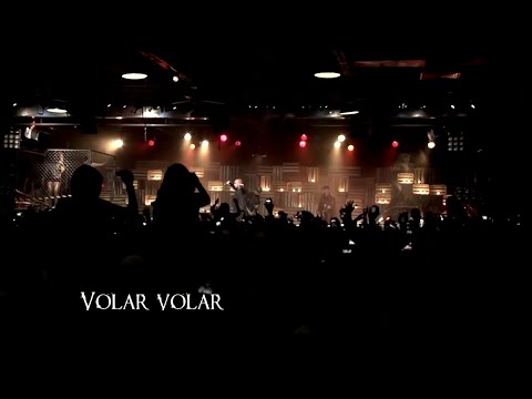Videoclip de Volar Volar (En Vivo) — Cartel De Santa