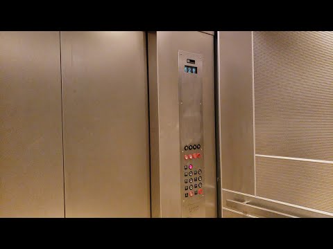 Huge Montgomery Traction Elevator @ Circle Centre Mall, Indianapolis, Ind.