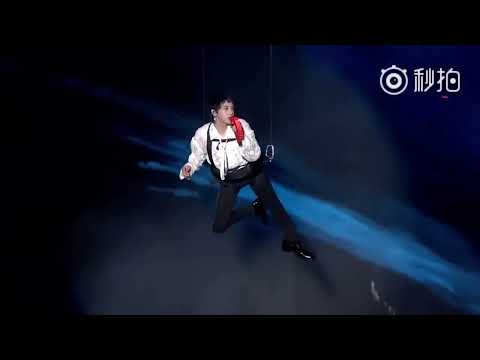 （EN/GR/SP/JP/FR SUB） “The Mayfly” (Official) Hua Chenyu 20180908 Mars Concert 华晨宇鸟巢2018鸟巢演唱会《蜉蝣 》