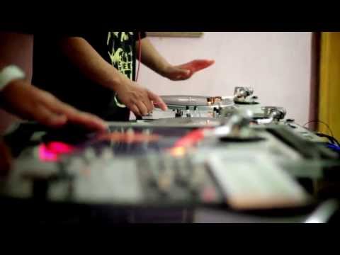 DJ KING KLANG AND DJ DOOM DECA - SESSION (prueba)