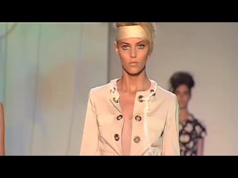 MOSCHINO Fashion Show Spring Summer 2007 Milan by Fashion Channel