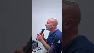 אוהב 🎶 #music #singel #automobile #spotify #cover (הזמר והיוצר שיאון יפת) - התמונה מוצגת ישירות מתוך אתר האינטרנט יוטיוב. זכויות היוצרים בתמונה שייכות ליוצרה. קישור קרדיט למקור התוכן נמצא בתוך דף הסרטון