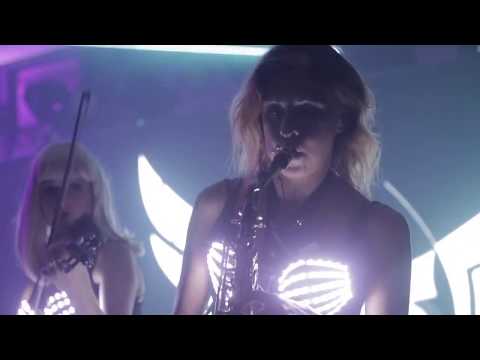 "Full Moon Day" by Tanique Fossa, booking 91-99-108-69-176, t@fossa.com.ua