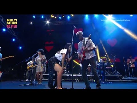 Anitta e Gilberto Gil - Bang versão MPB | Festival Combina 2017