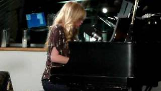 Brooke White Radio Radio