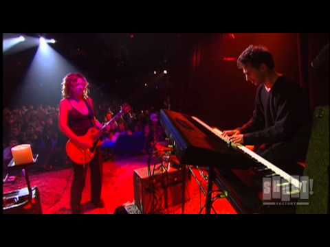 The Bangles - Pushin' Too Hard (Return To Bangleonia)