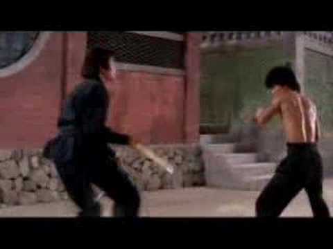 Hero of the East-- 3 section staff vs nunchucku