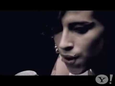 Amy Winehouse   You Know I'm No Good live)