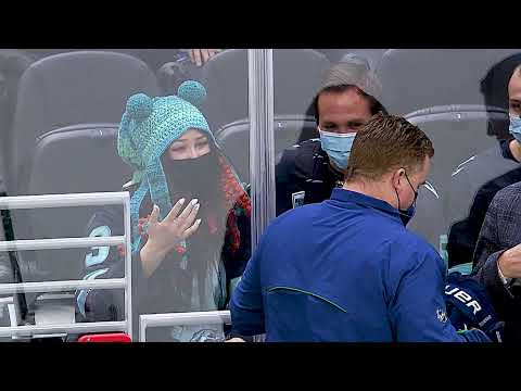 Kraken, Canucks Honor Nadia Popovici