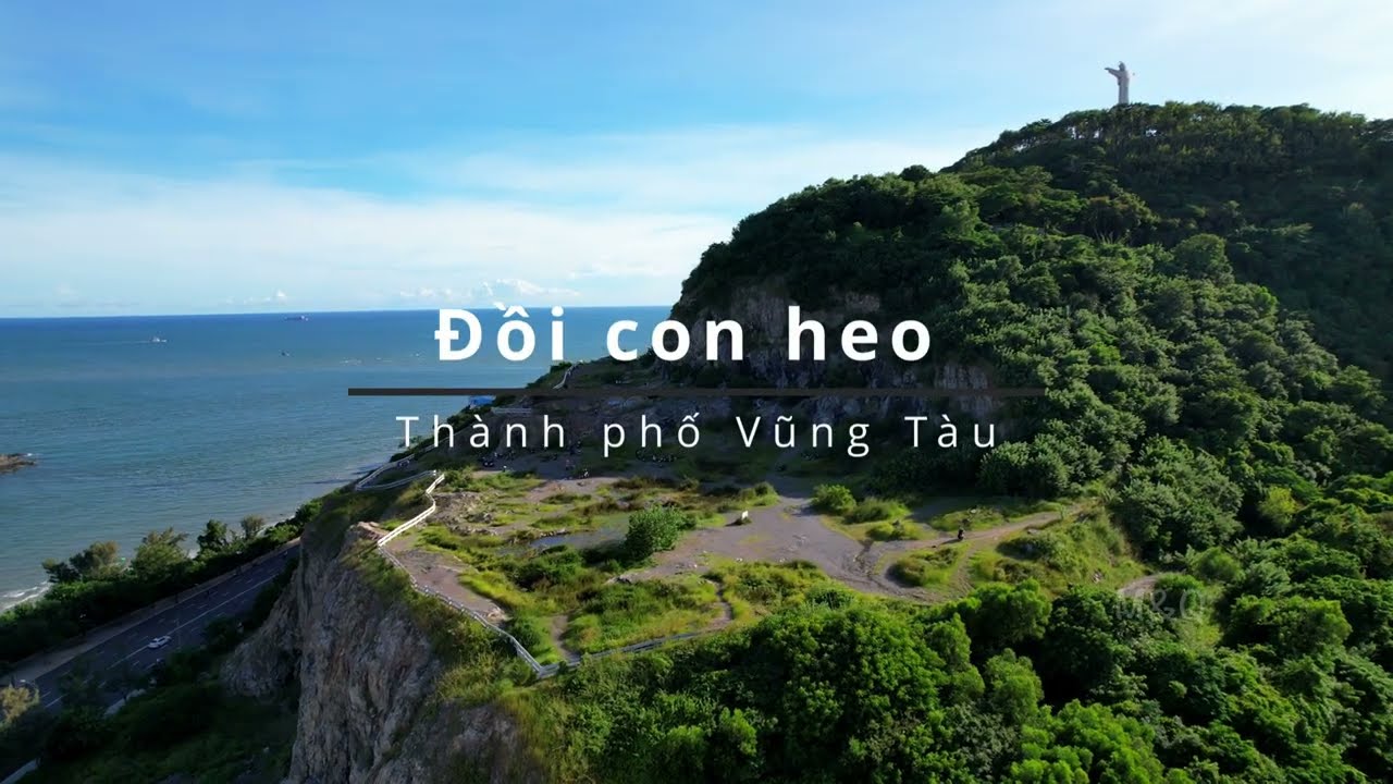Discover the aerial panorama of Doi Con Heo Viewpoint.