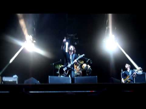 Foo Fighters - Everlong Live Frequency FM4 2011 HD (Dan) 20.08.11
