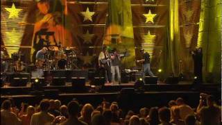 Kenny Chesney - Young (Live at Farm Aid 2005)