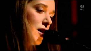 Melissa Horn - Jag Kan Inte Skilja På (Live Nyhetsmorgon 2009).avi