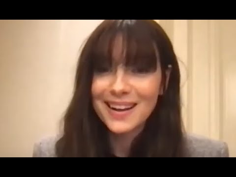 Caitriona Balfe chat on why 'Belfast' resonates so personally plus a tease for 'Outlander' Season 6