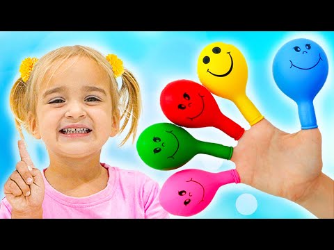 Alice learns colors with fun balloons