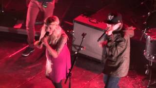 Walk off the Earth Feat. KRNFX - I Knew You Were Trouble - Live @ Paradiso