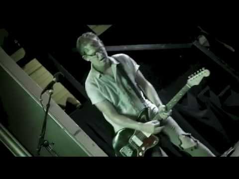 METZ live in Portland