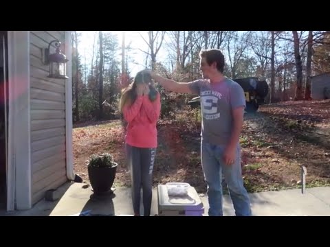 Who Knows Each Other Better (EGG SMASH)