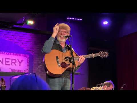 Coast of Carolina (live at City Winery, Boston) performed by Mac McAnally and Eric Darken