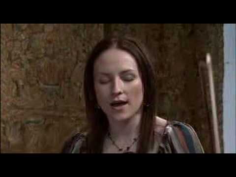 Bruce Molsky with Julie Fowlis - The Blackest Crow