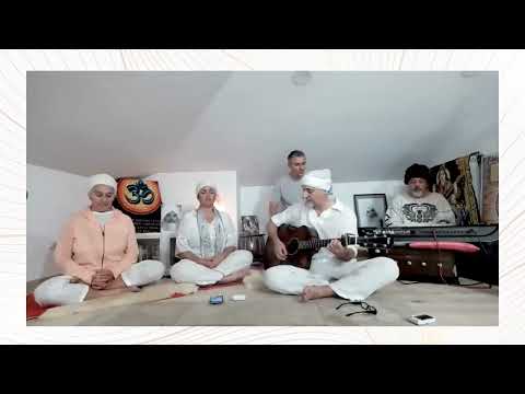 Mul Mantra with Sarabjit Singh and Sangat members from Rome, Italy