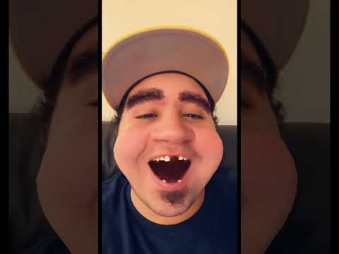 Mio Fratello ha invitato 3 Amici a Casa!! #shorts