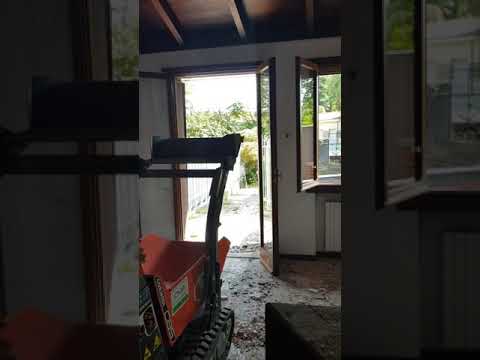 Demolizioni con cormidi c85