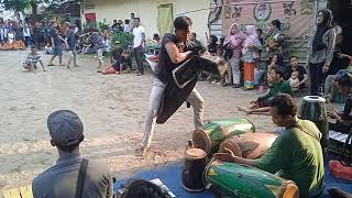 Download lagu kuda Lumping Medan Sumut Kuda Lumping Legowo Putro Medan Menghibur warga jalan Tjg Sari mp3 Download lagu kuda Lumping Medan Sumut Kuda Lumping Legowo Putro Medan Menghibur warga jalan Tjg Sari mp3