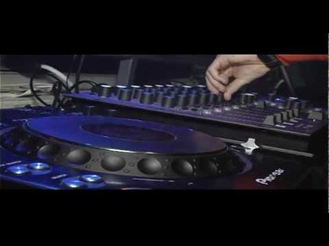 Nufreak @ X-Factory (11.11.11).mov