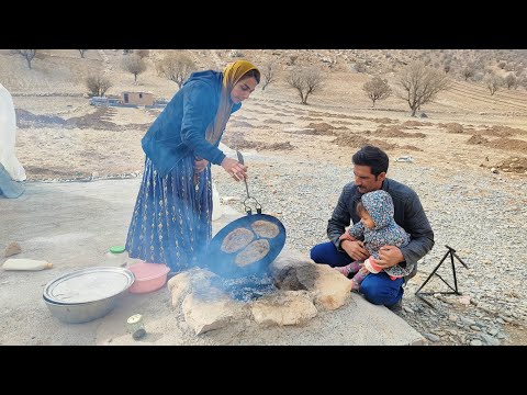 Independent nomads: Nazgol's art in traditional cake baking