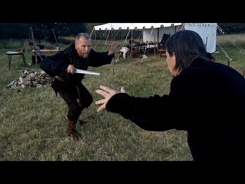 Intense Dagger Duel - historical combat Reenactment.