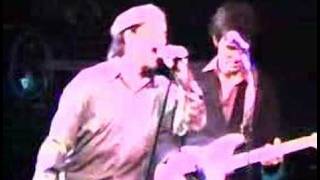 Shoulders 1990 Trees 01