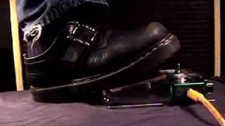 Video thumbnail for Zvex Fuzz Probe Guitar Pedal by FlyingTex