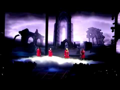 2NE1 Galaxy Stage In Vietnam 2014 - 140810 - Full HD