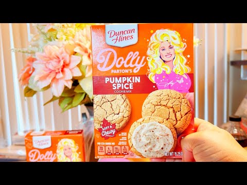 HOW TO MAKE DOLLY PARTON'S PUMPKIN SPICE COOKIES! MY REVIEW!