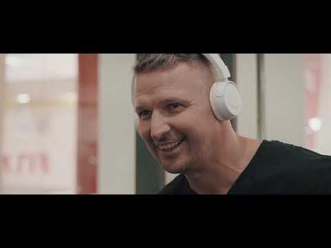 Antonyo & Ledniczky Juli - Drive me Crazy Official Music Video