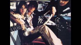 SUZI QUATRO AND SO TO BED