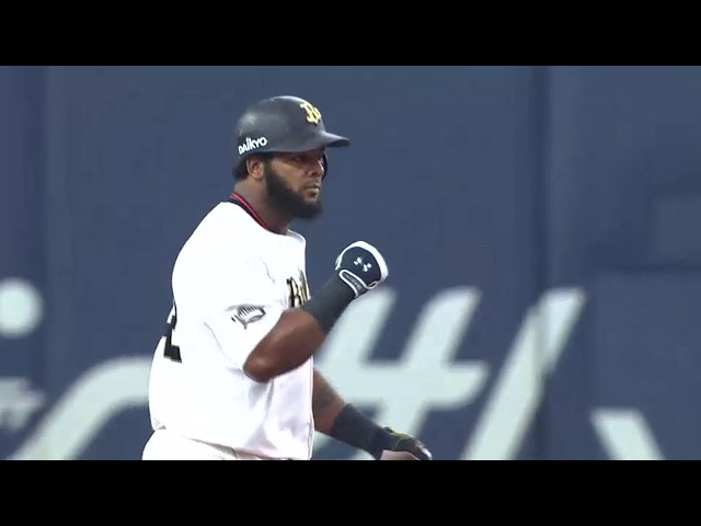 7回裏 バファローズ・ペーニャ この試合2本目のタイムリーを放ち7-4とリードを広げる!! 2014/6/14 Bs-D