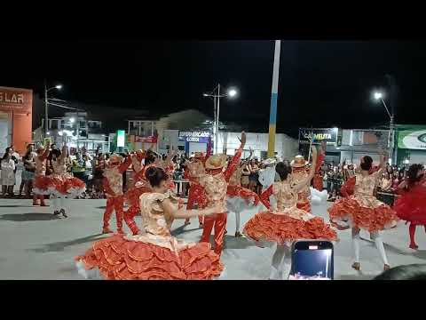 Apresentação quadrilha junina Pé Quente Nova Soure BA 