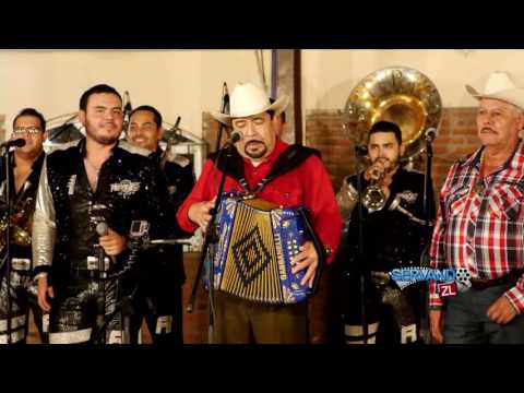 Los Intocables Del Norte Ft. Banda Renovacion - Para Que Me Echaste Al Mundo (En Vivo 2016)