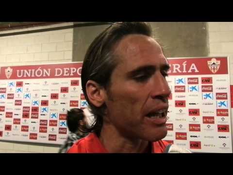 Corona (UD Almería) tras la permanencia en Primera