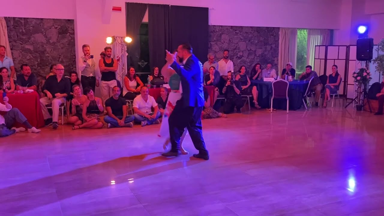 Rino Fraina y Graziella Pulvirenti - Masters of Tango CSTW 2022